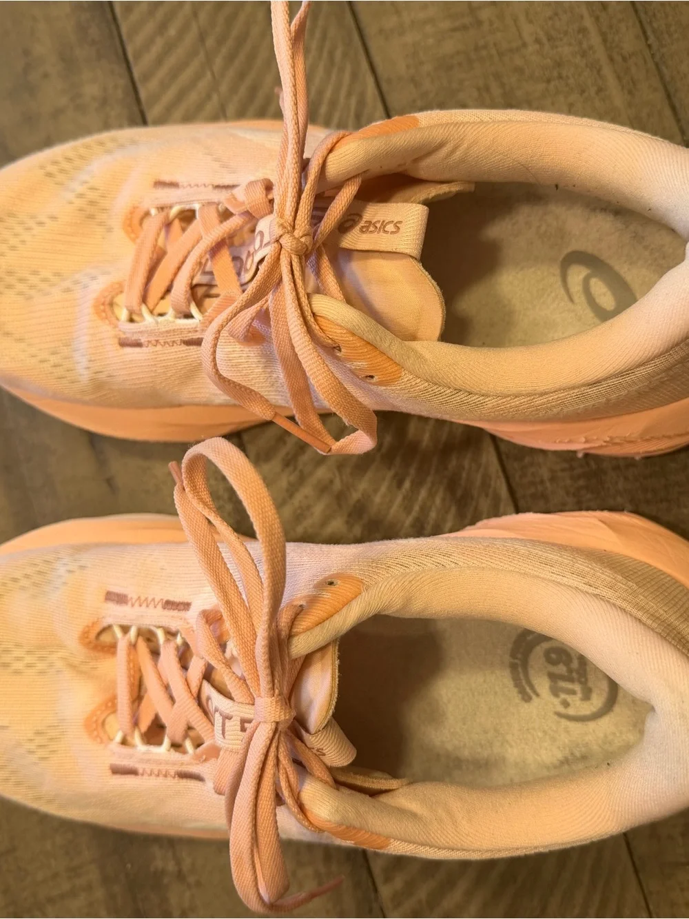 Asics Peach/Coral Women's Running Shoes